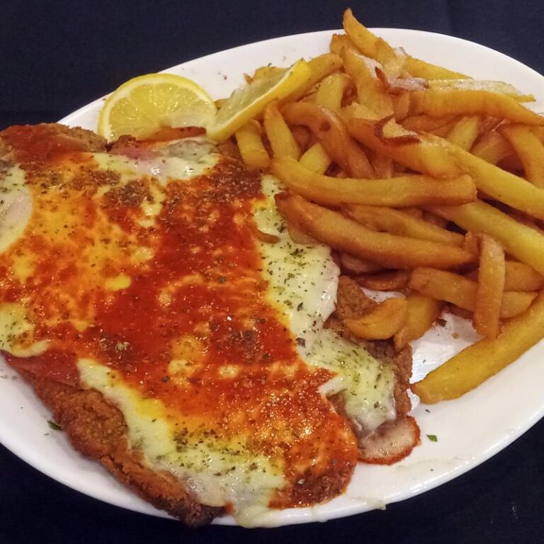 Milanesa Napolitana con Guarnición