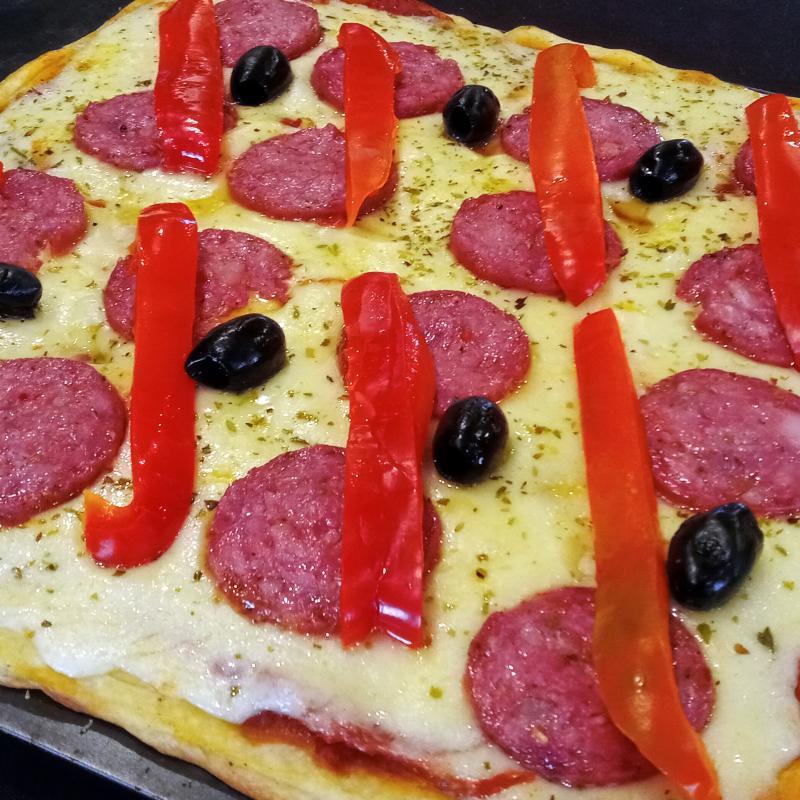 Pizza Calabresa